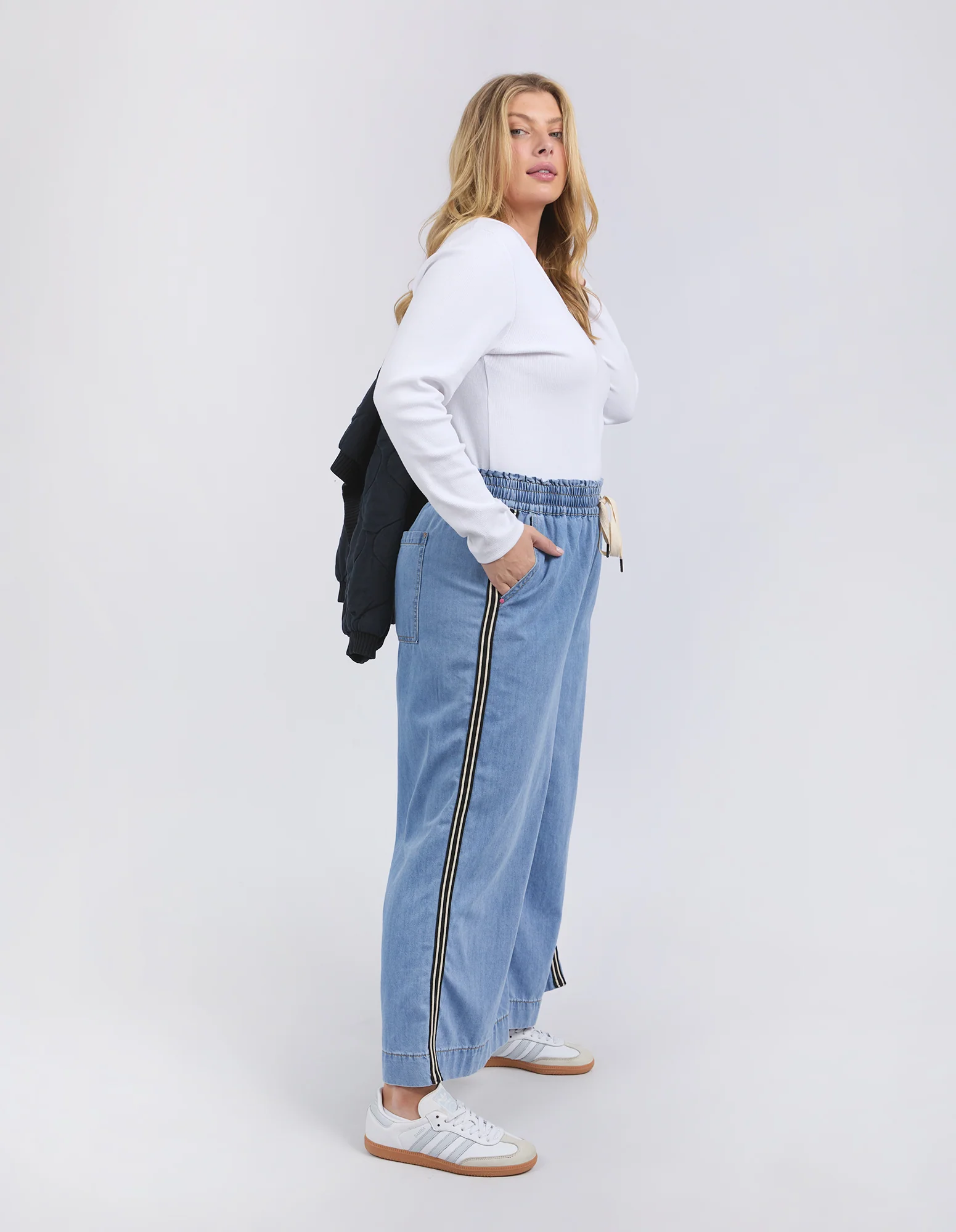 Greta Wide Leg Pant Side Tape Light Blue - Image 7