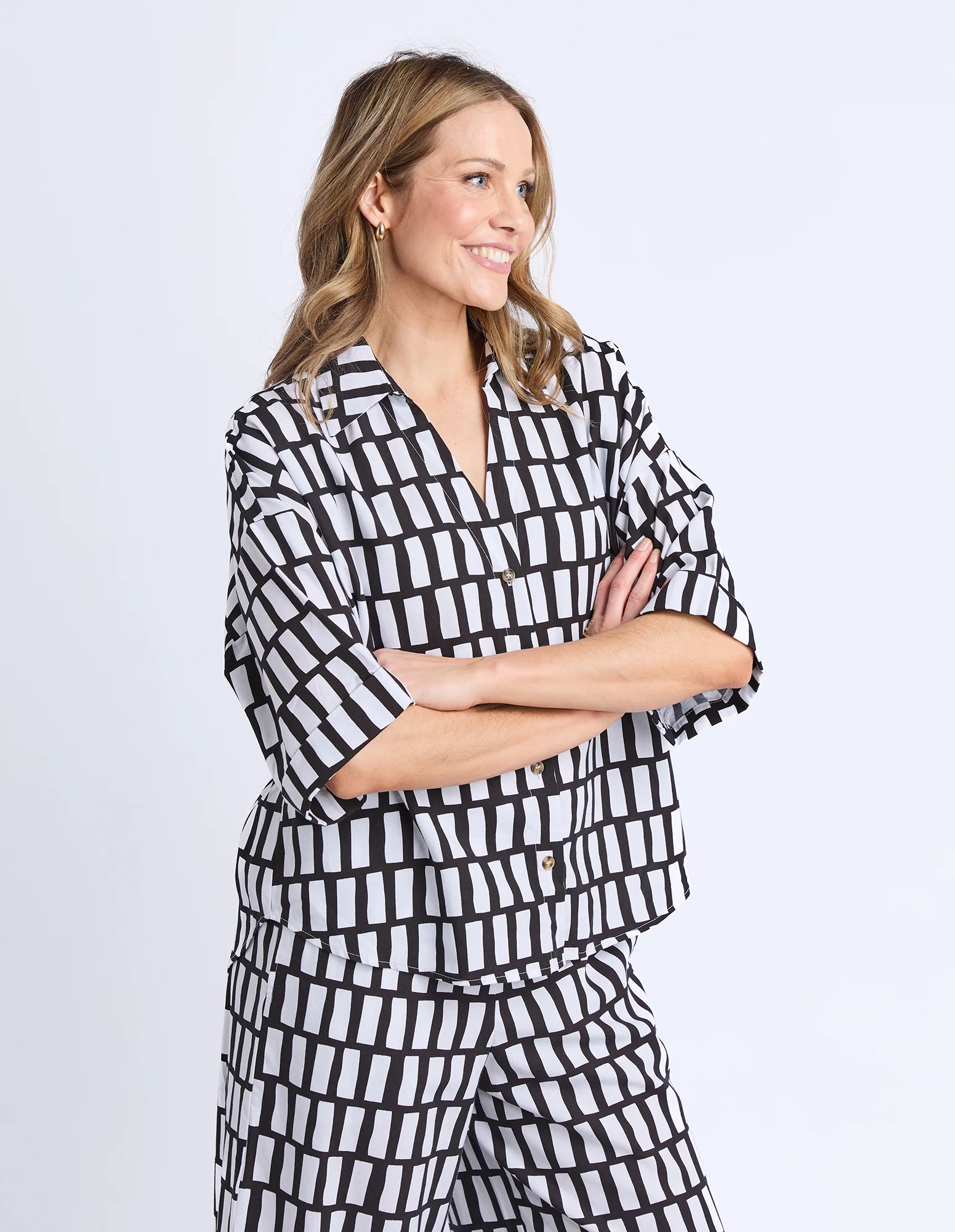 Kivi Shirt Midnight Abstract Print - Image 5