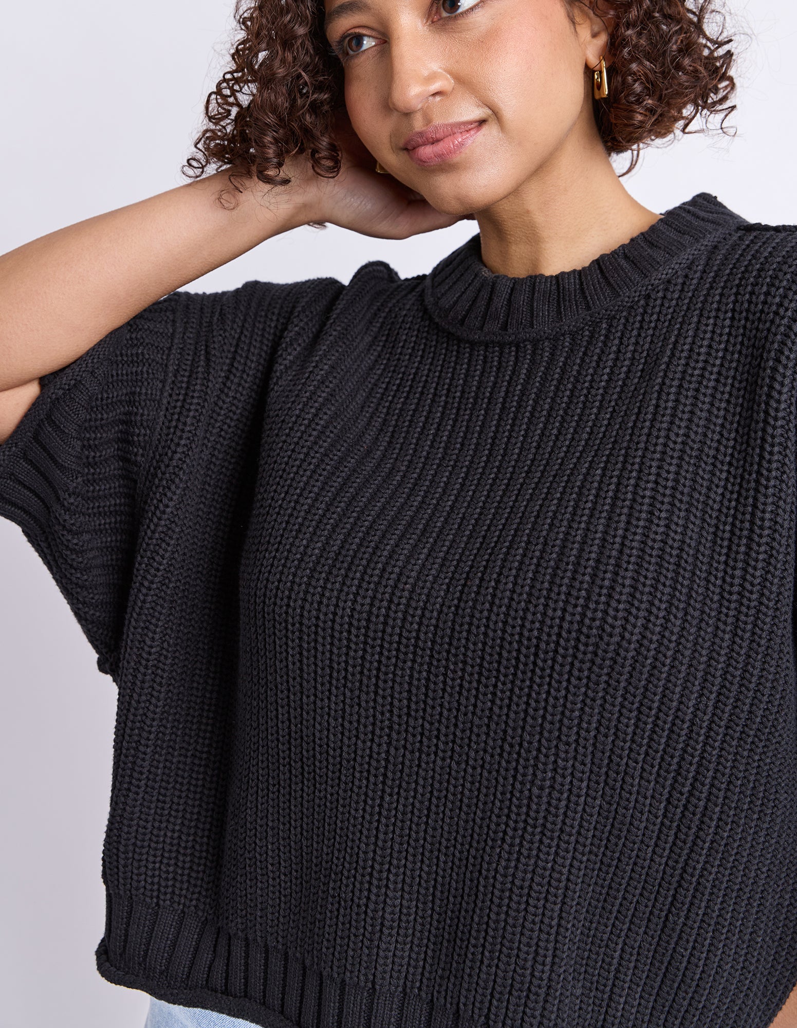 Luela Short Sleeve Knit Black - Image 5