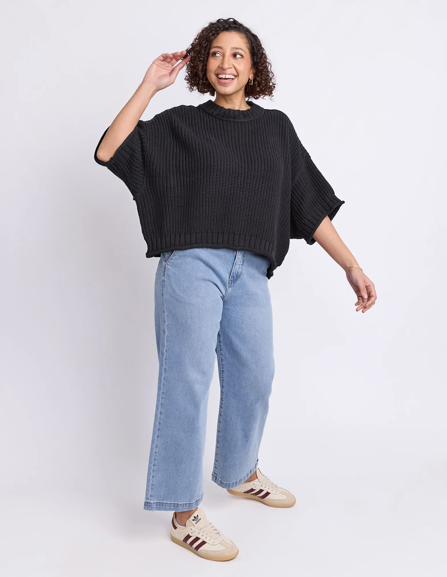 Luela Short Sleeve Knit Black - Image 6