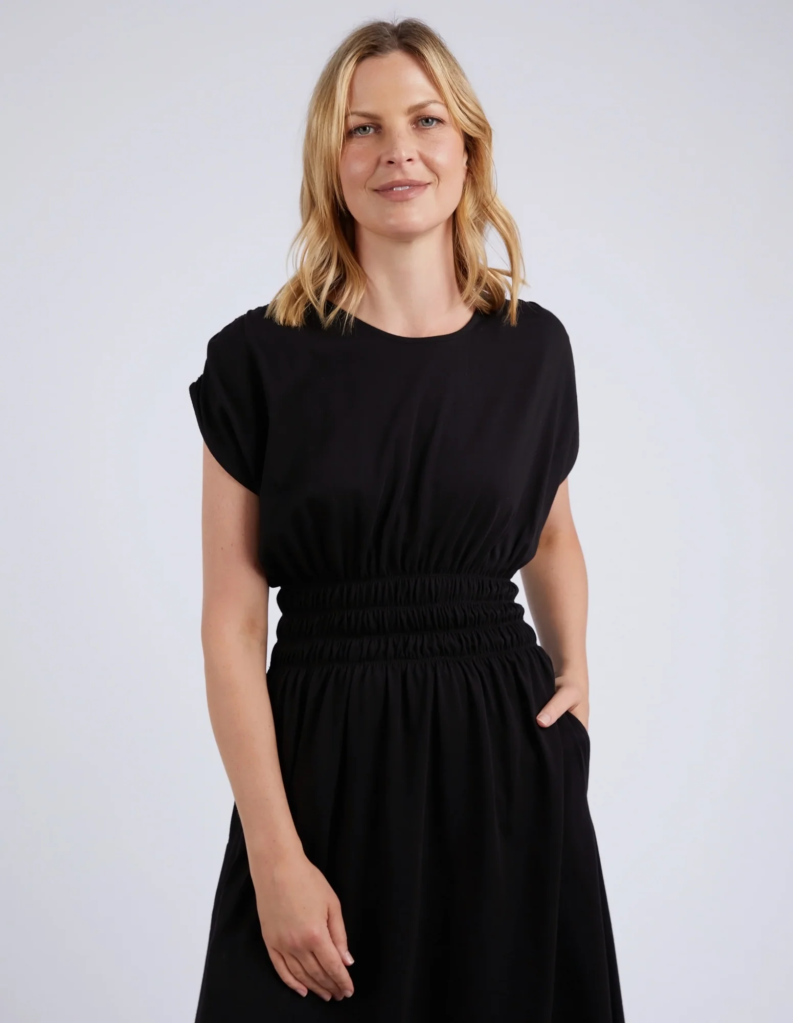 Nelle Midi Dress Black - Image 3