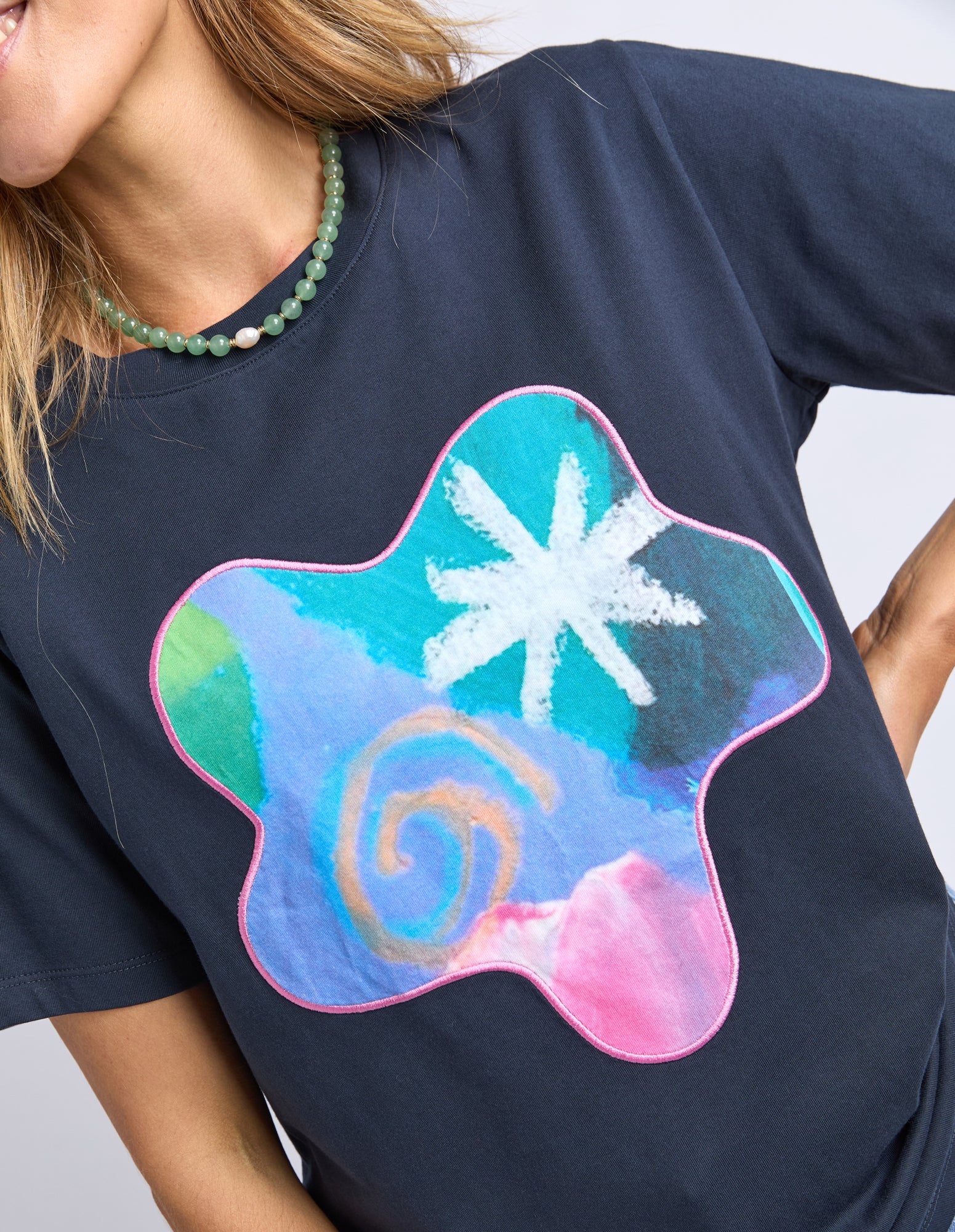 Party Applique Tee Abstract Print - Image 10