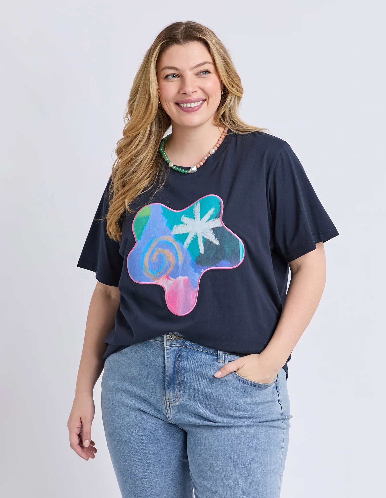 Party Applique Tee Abstract Print - Image 3