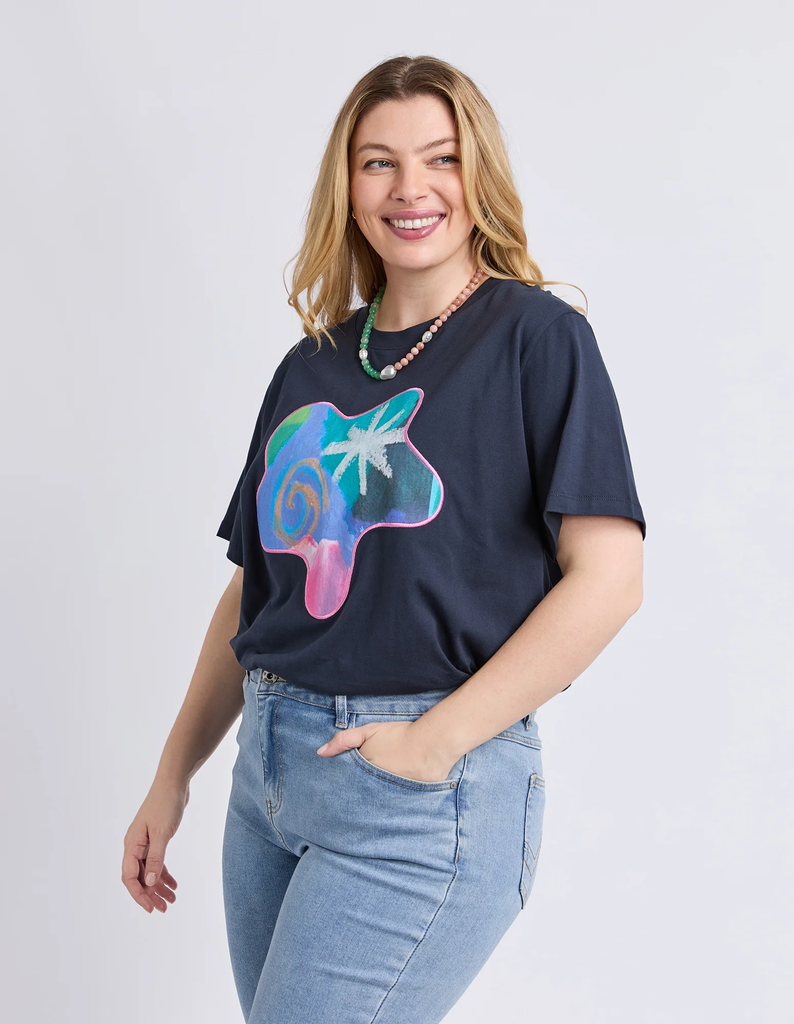 Party Applique Tee Abstract Print - Image 6