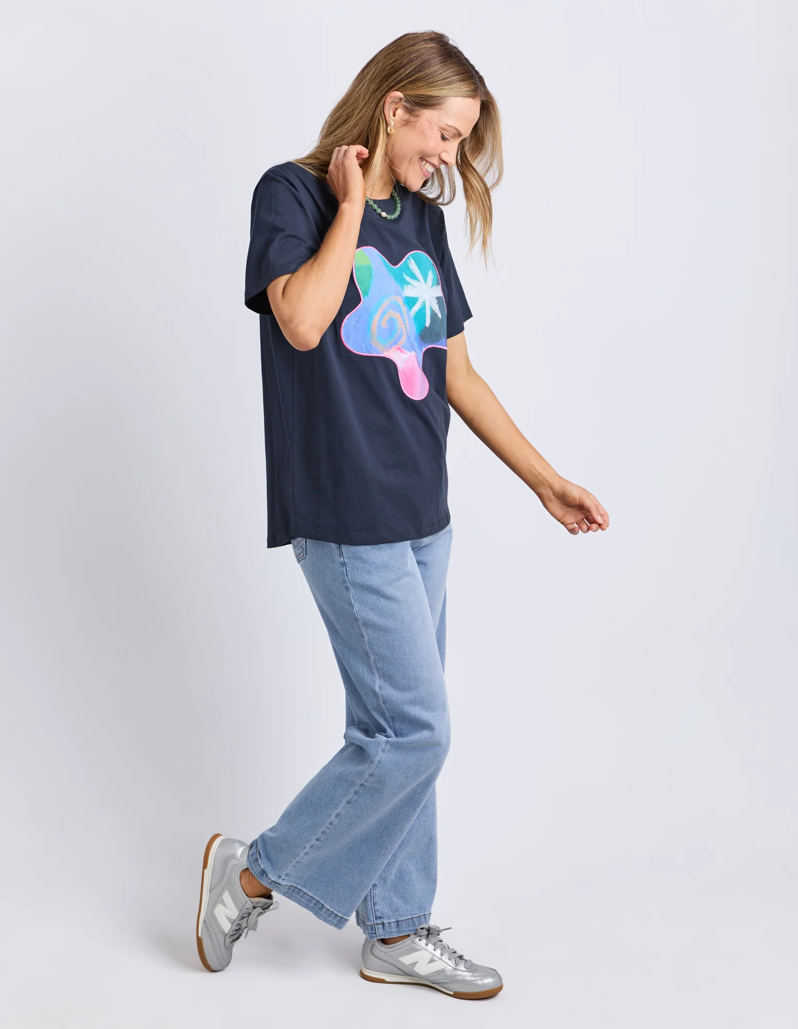 Party Applique Tee Abstract Print - Image 9
